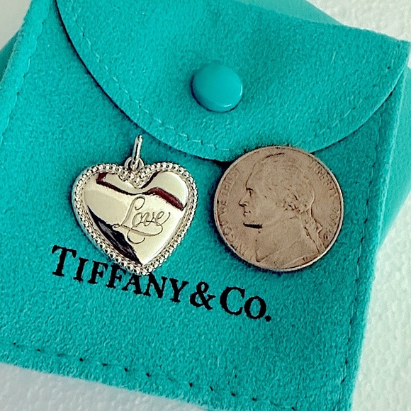 🩵Vintage Tiffany & Co. LOVE Heart - Beaded Edge Milgrain Pendant - FINAL PRICE - Picture 9 of 13